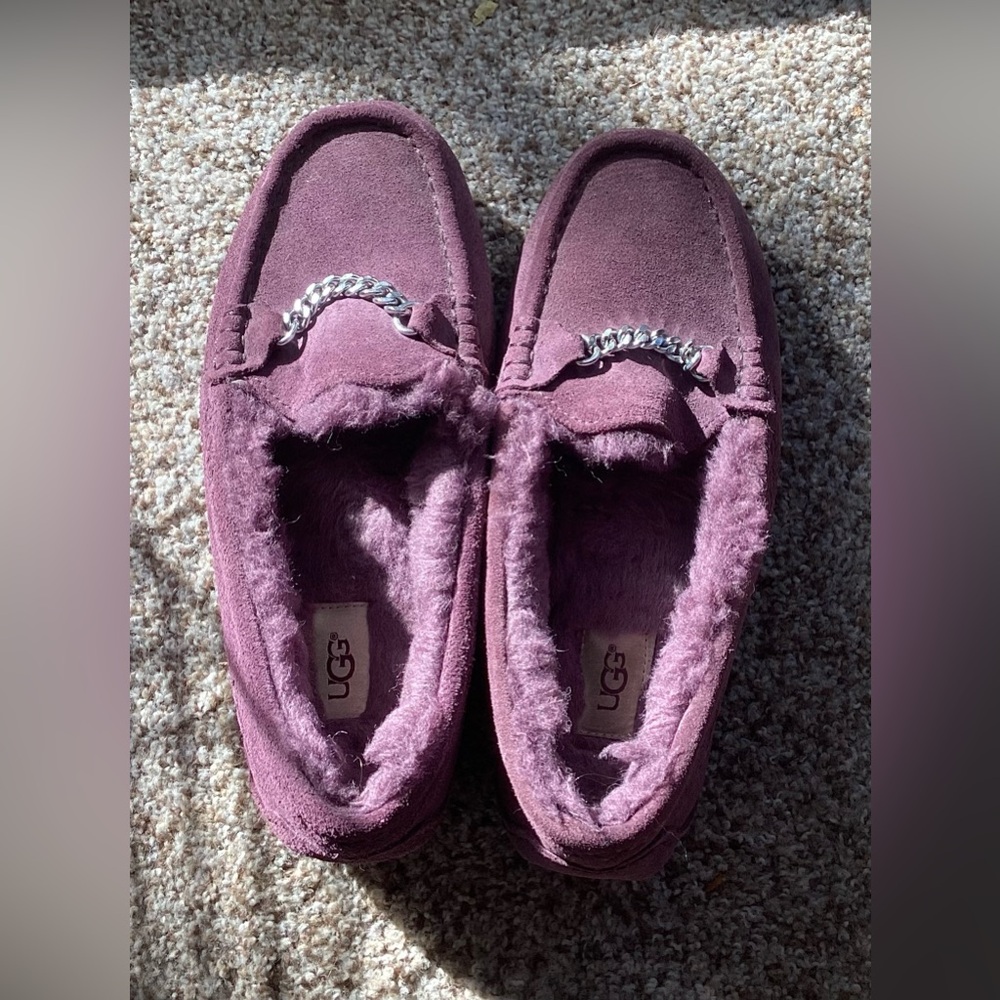 UGG Women's Plush Grape color Slippers with metal chain detail
